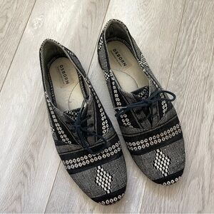 Osborn Handmade Cotton Ikat Print Oxford Sneakers Black (size 9) guatemalan